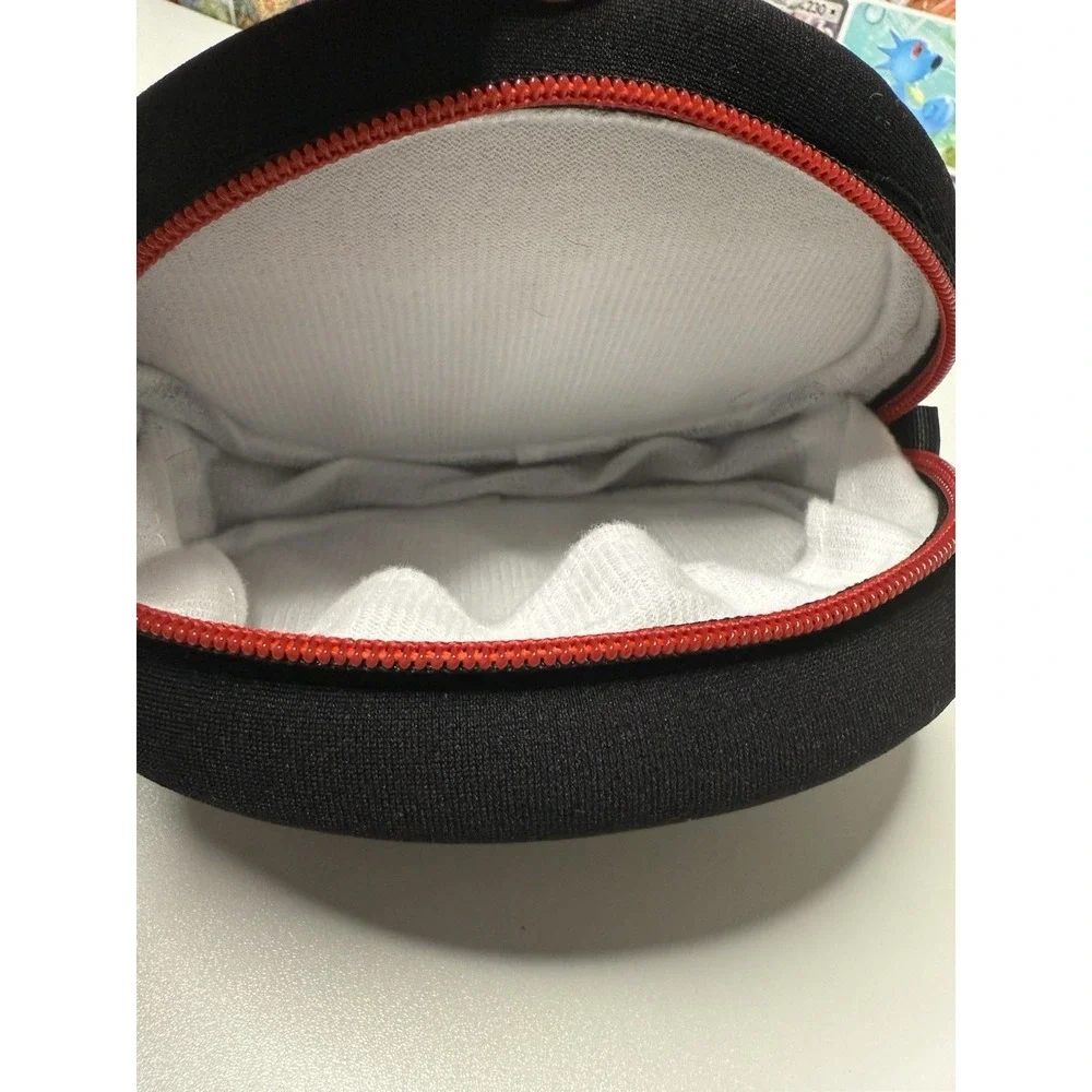 Beats Headphone Carrying Case Black Red Zipper Soft Shell‎ Padded 5x6